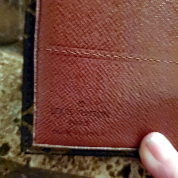 Louis Vuitton vintage monogram Elise Wallet with $30 COA - Picture 10 of 12